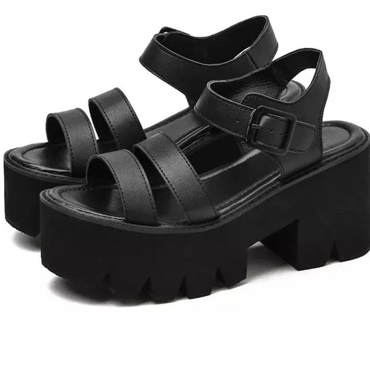 R&B | Schwarze Plattform Chunky Sandalen