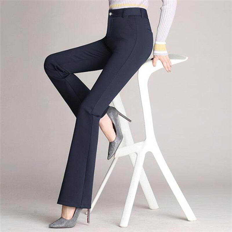 R&B | Taillierte Flared Slim-Fit Hose