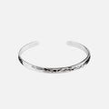 R&B | Schlankes Silberarmband mit Gehämmertem Muster für Herren