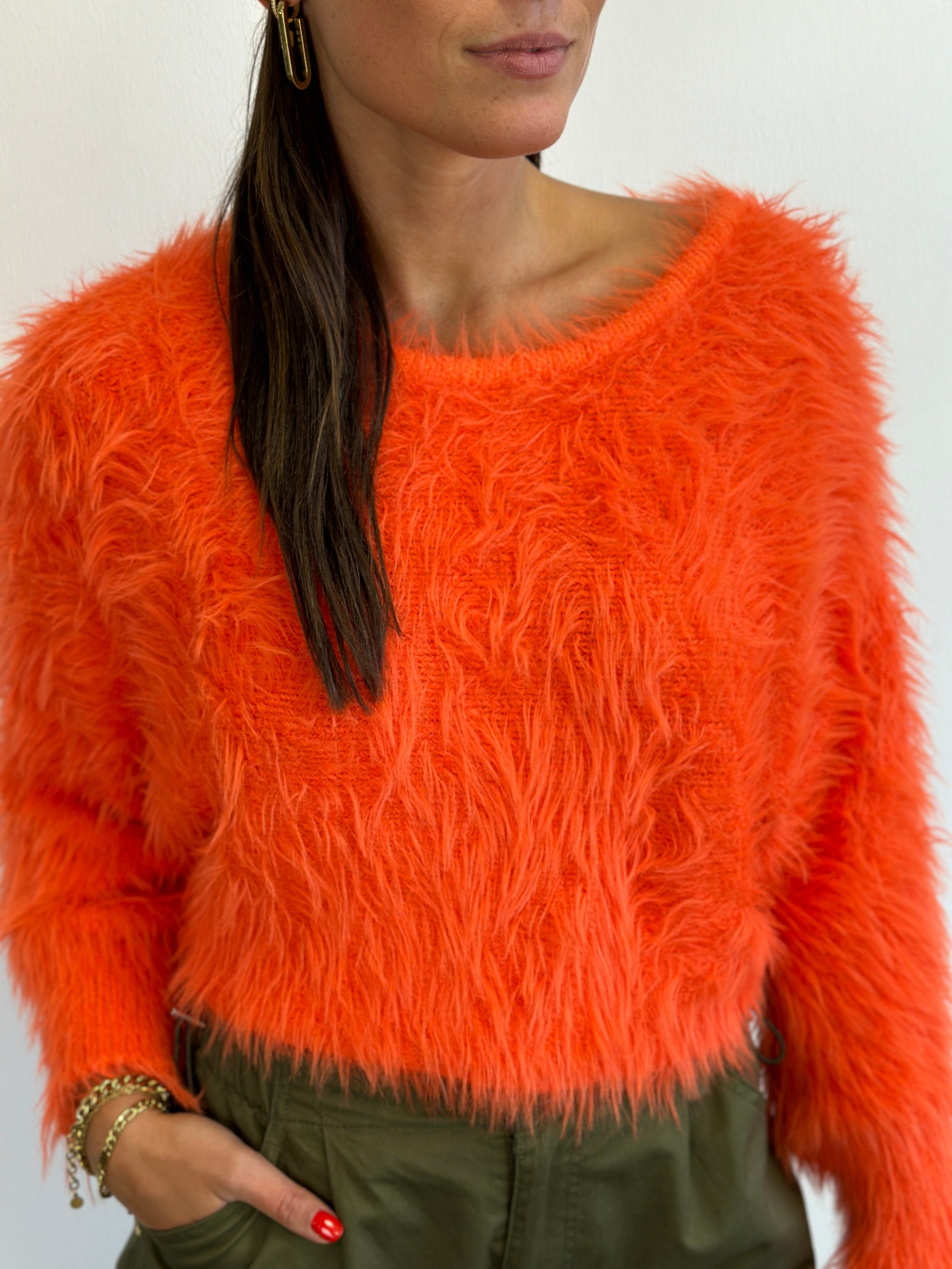 R&B | Haariger Strickpullover