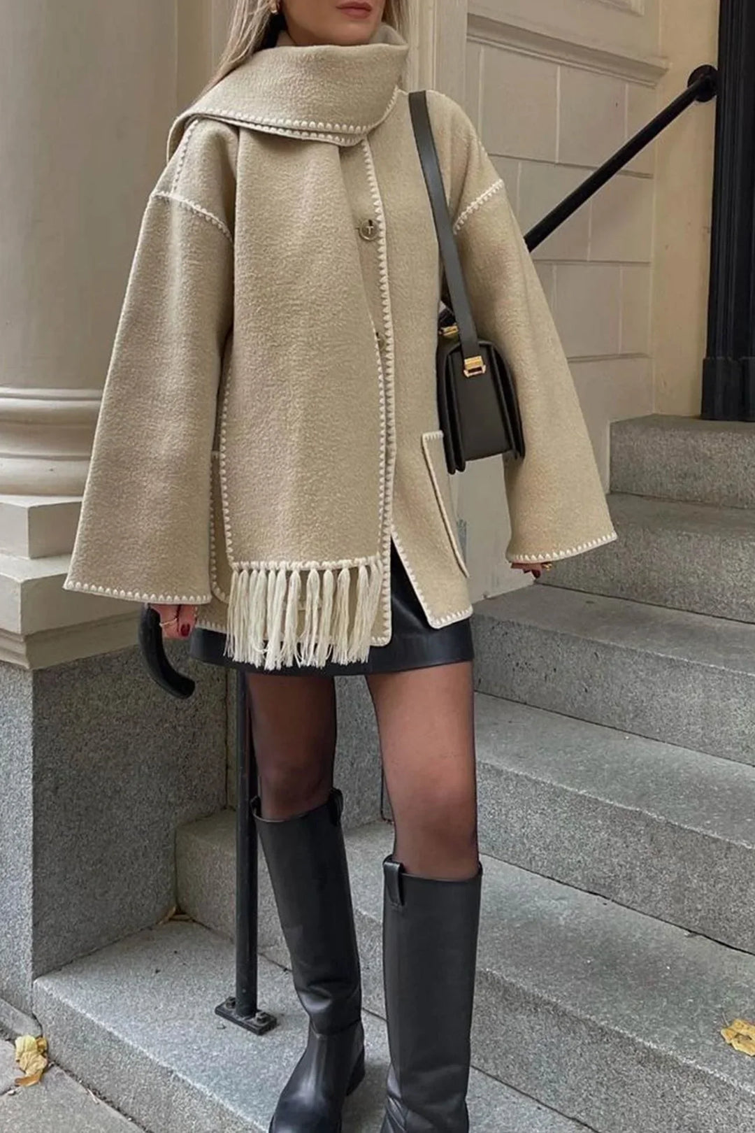 R&B | Mantel Poncho-Stil - Oversized Passform - Wollmischung - Hoher Kragen - 3/4 Ärmel