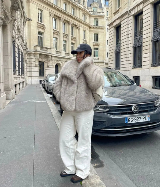 R&B | Luxuriöse Kunstfell Jacke Stilvoll, Kuschelig und Zeitlos