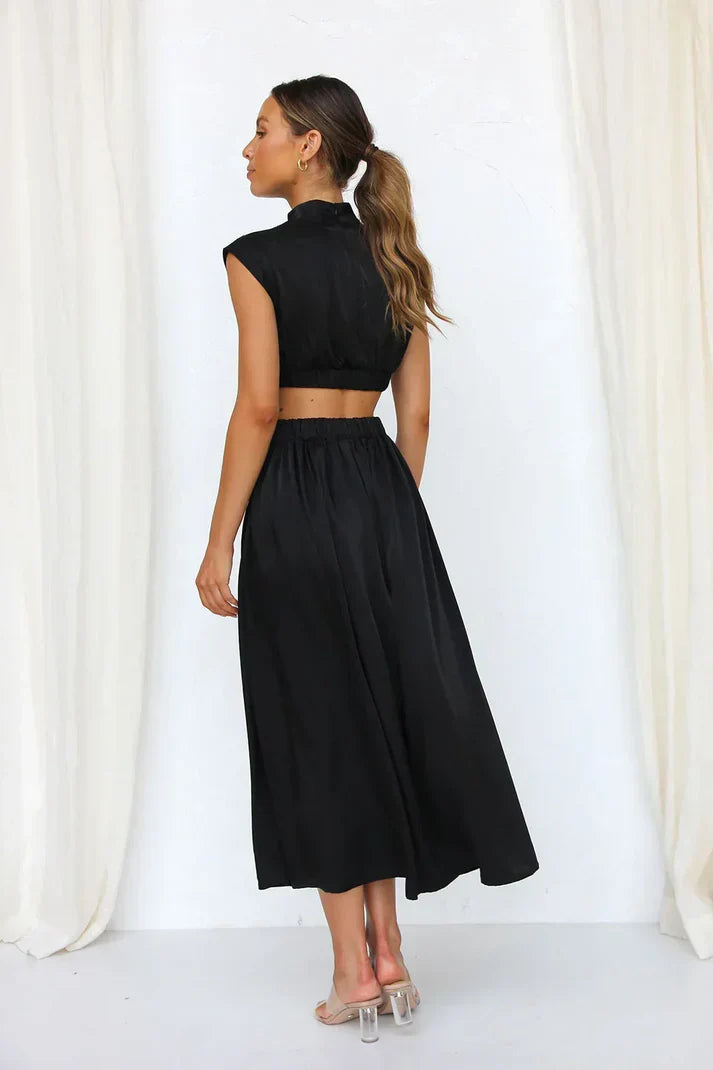 R&B | Eleganter Jumpsuit mit Cut-Out Taille