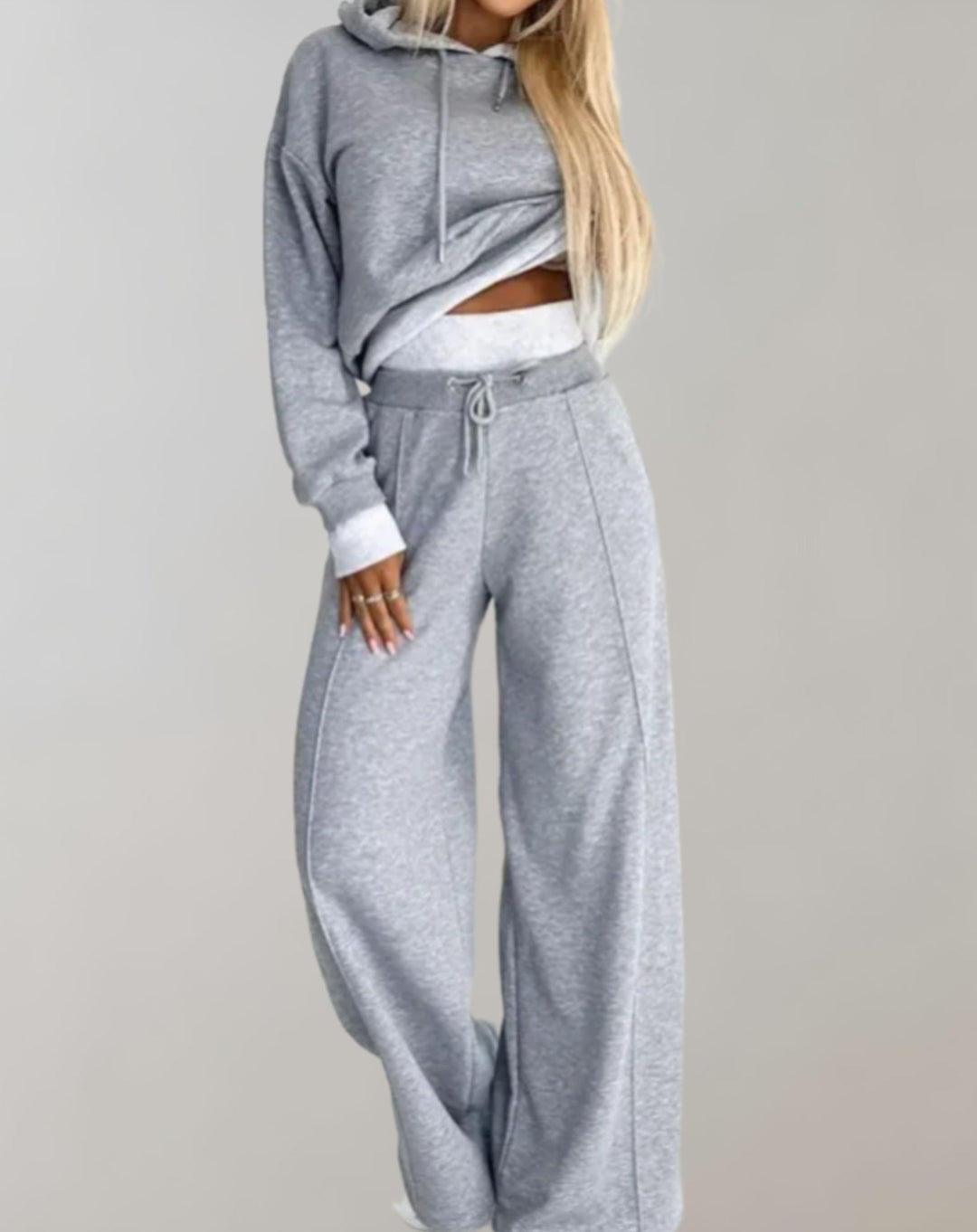 R&B | Delige Set von Einem Zweifarbigen Hoodie und Einer Hose mit Weitem Bein