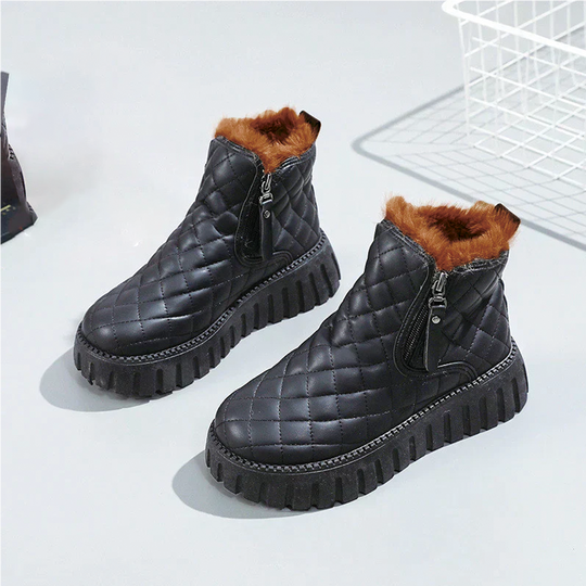 R&B | Gepunktete Ankle Boots