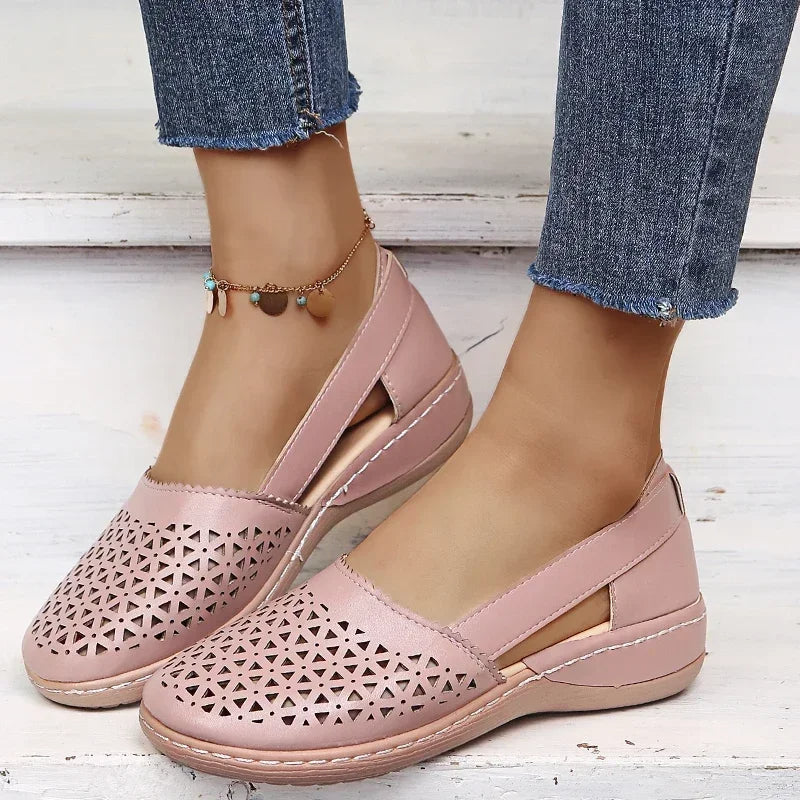 R&B | Perforierte Slip-On Ballerinas