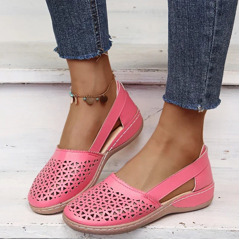 R&B | Perforierte Slip-On Ballerinas