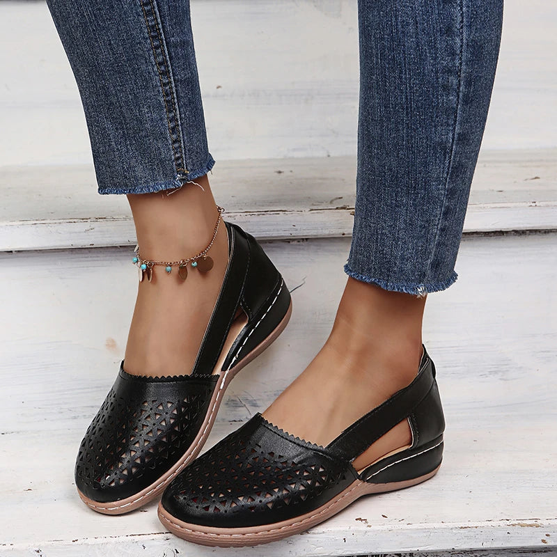 Heidi-Mode | Perforierte Slip-On Ballerinas