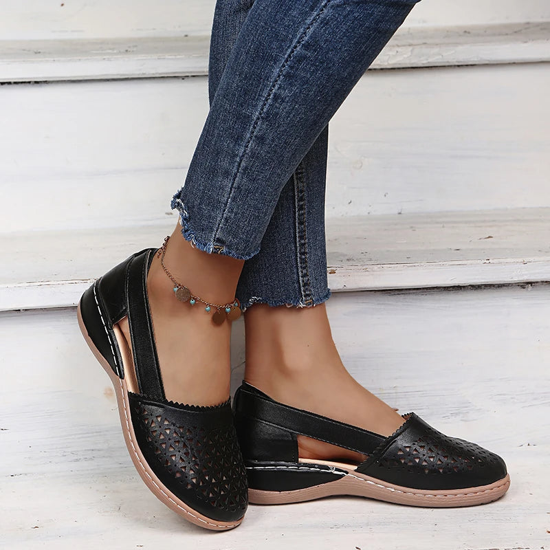 R&B | Perforierte Slip-On Ballerinas
