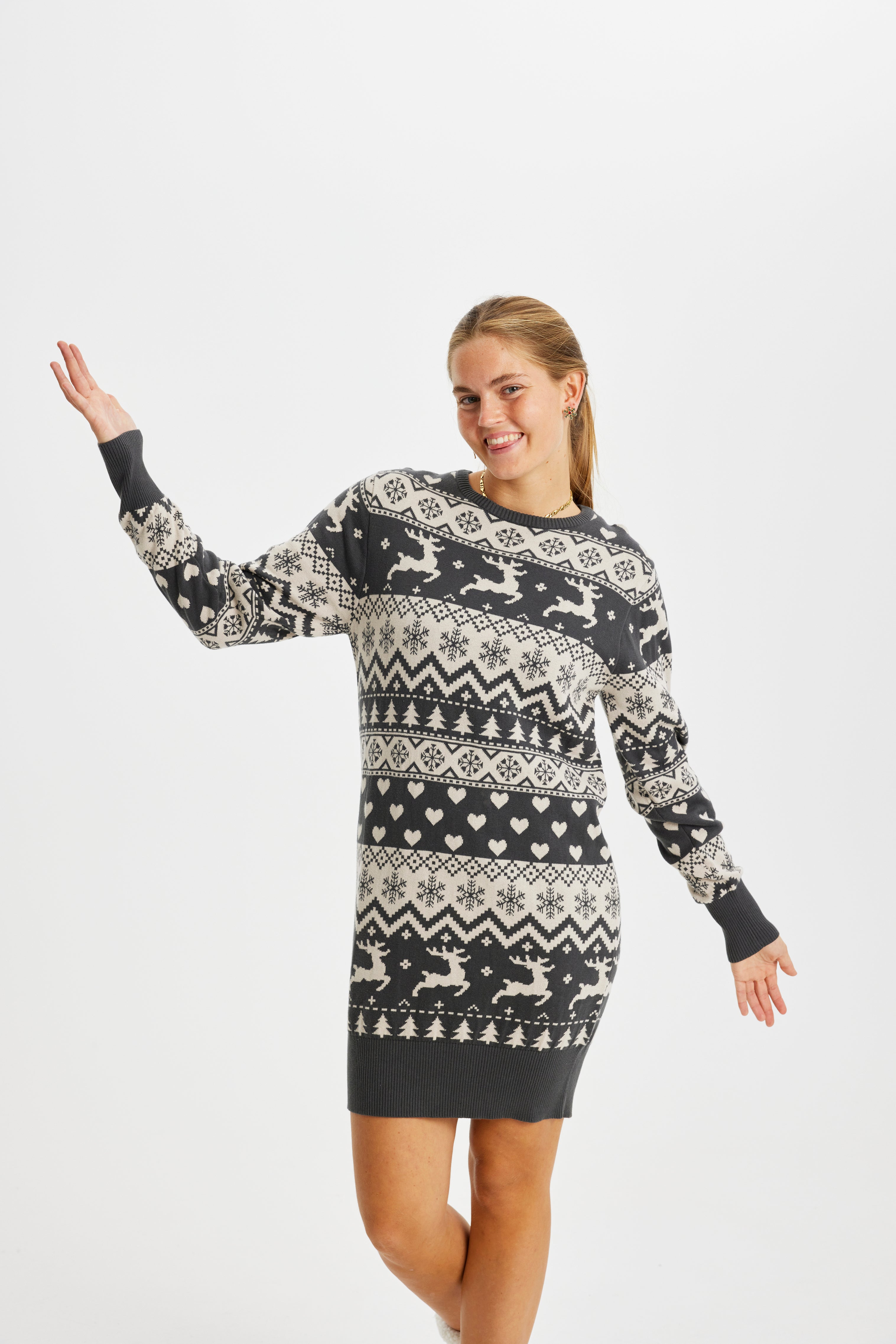 R&B | Kleid Strickarbeit
