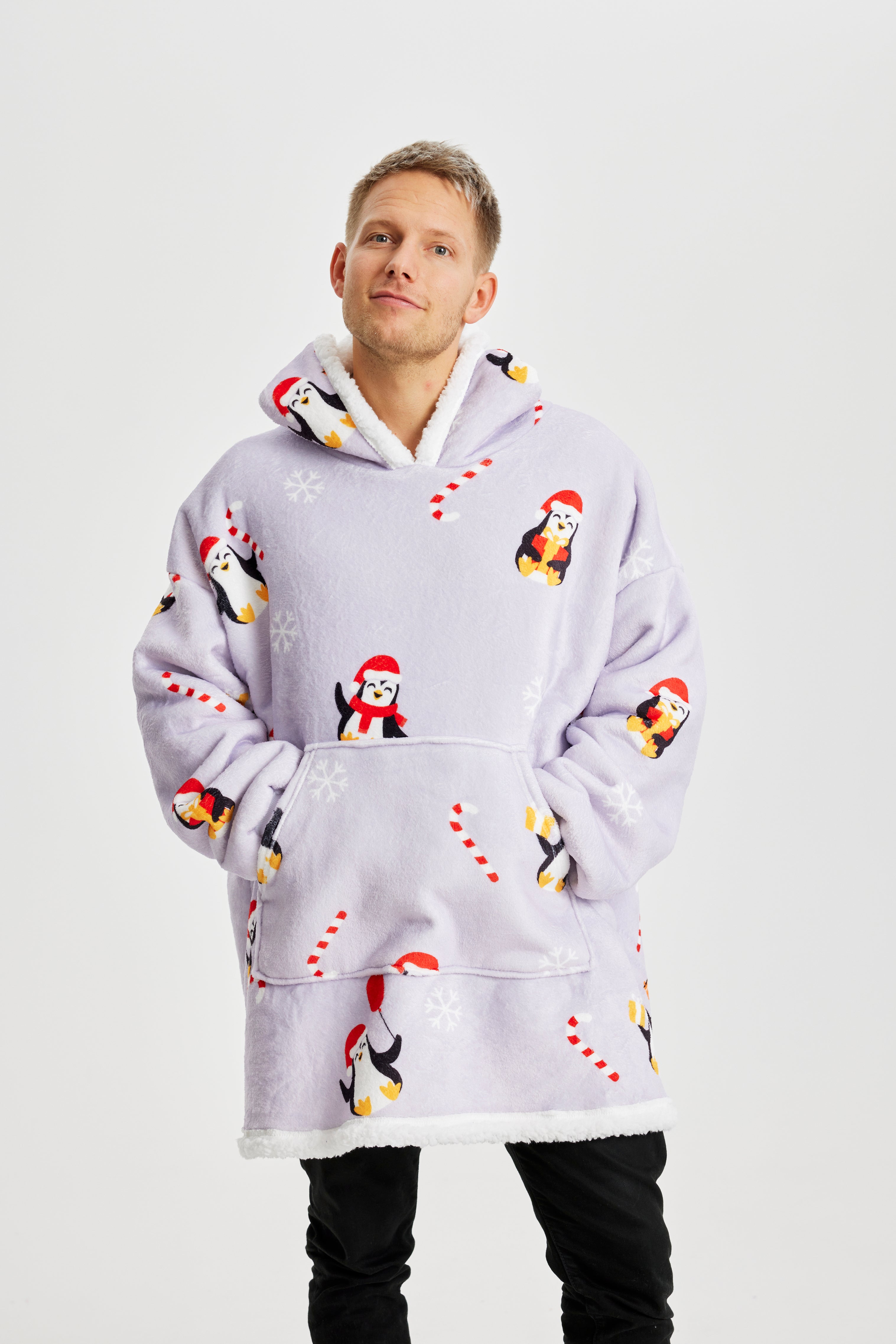R&B | Penguin Traumhoodie