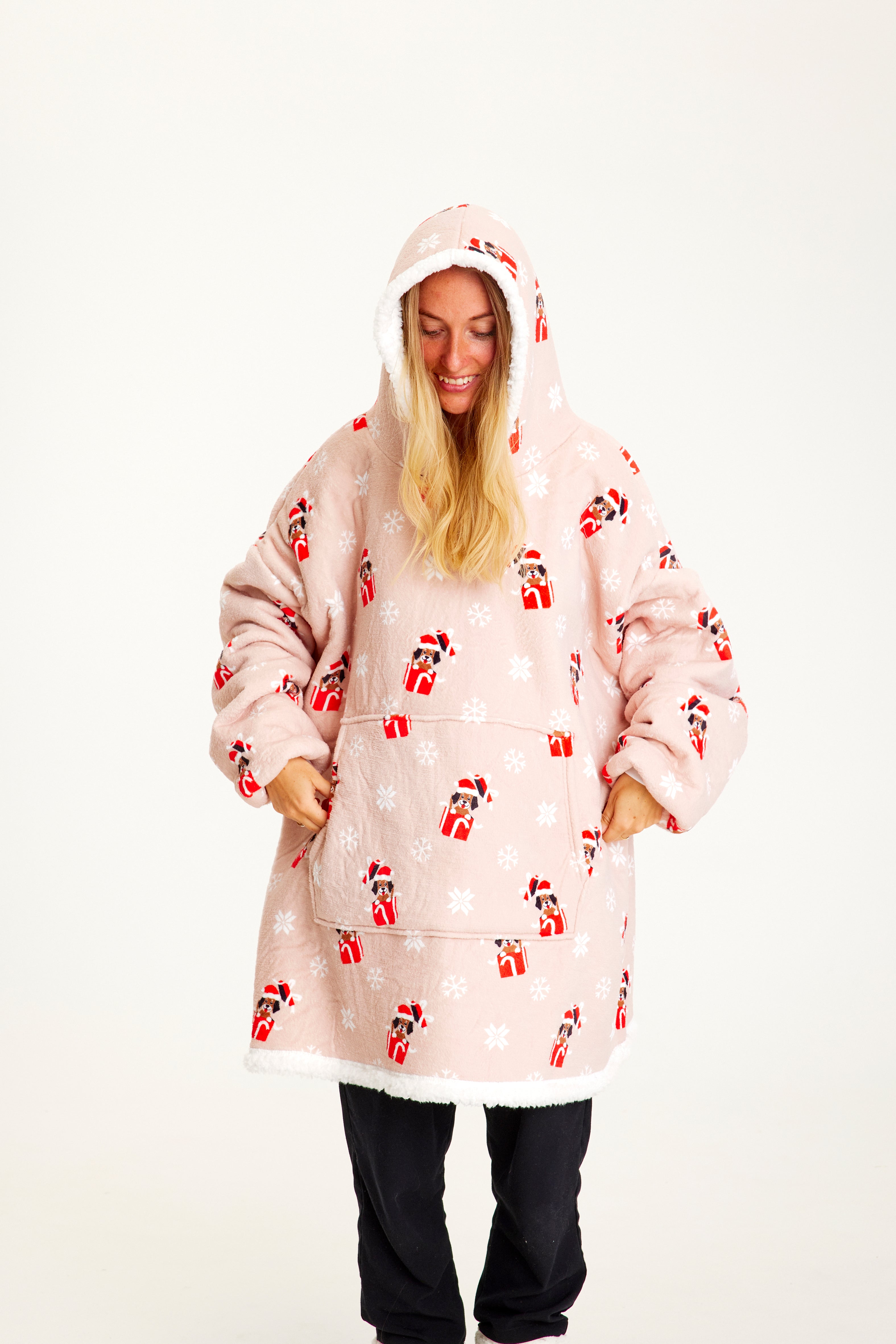 R&B | Doggo Weihnachts Traum Hoodie