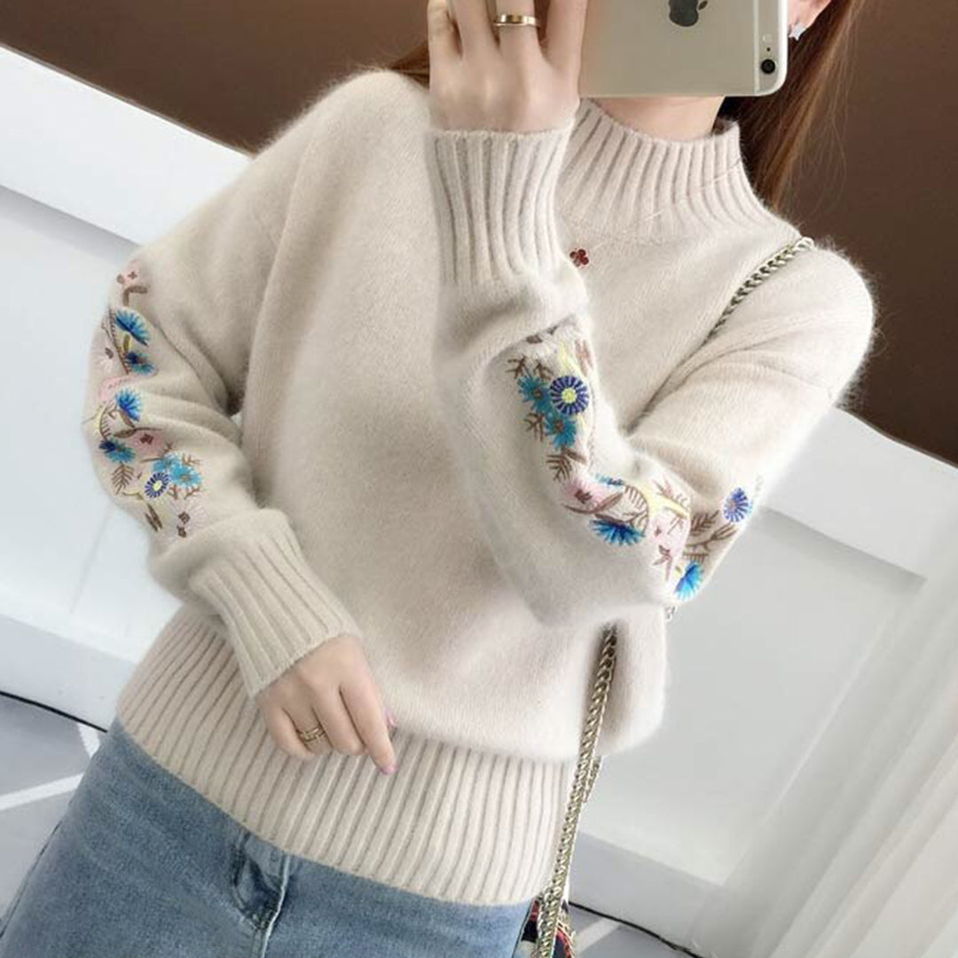 R&B | Strickpullover mit floraler Stickerei