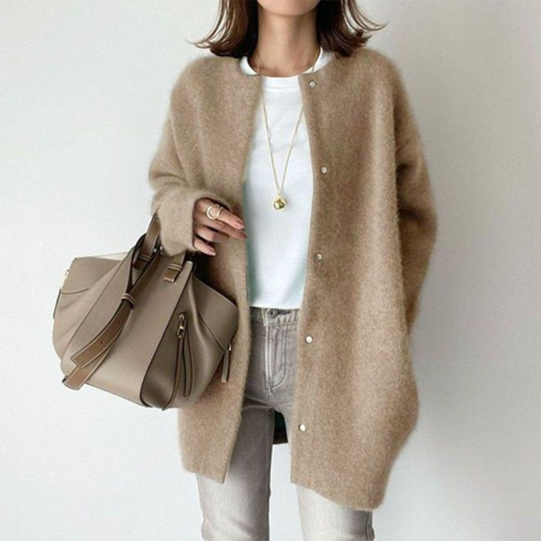 R&B | Klassische Strickjacke
