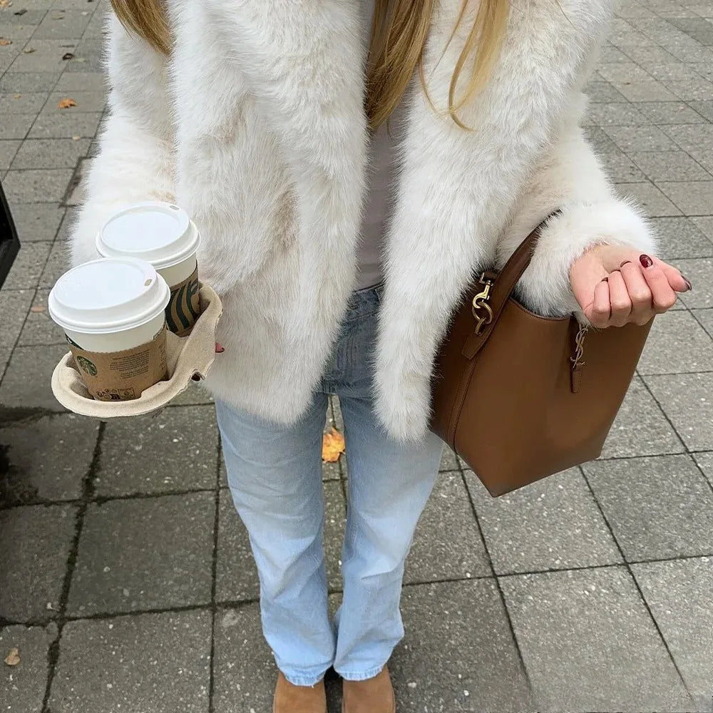 R&B | Vintage - Damen Winterjacke mit Kunstfell und Revers