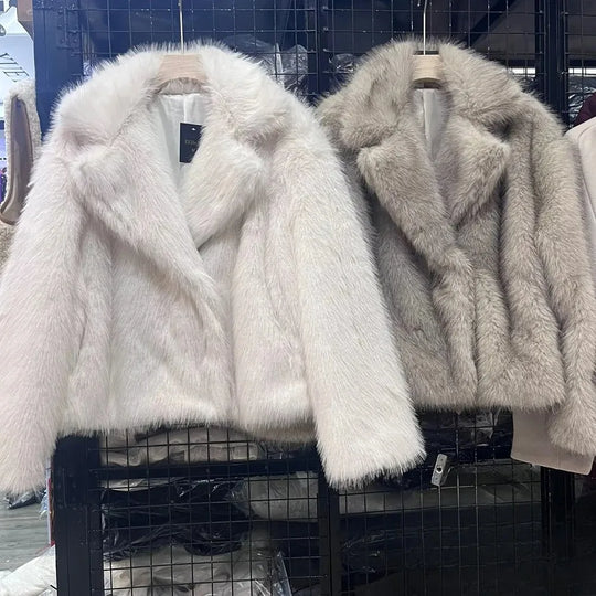 R&B | Vintage - Damen Winterjacke mit Kunstfell und Revers
