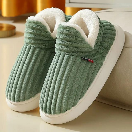Fußkomfort mit weichen Hausschuhen