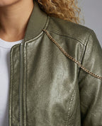 Kurz geschnittene Fliegerblousonjacke mit mehreren Reißverschlüssen und geripptem Abschluss R&B