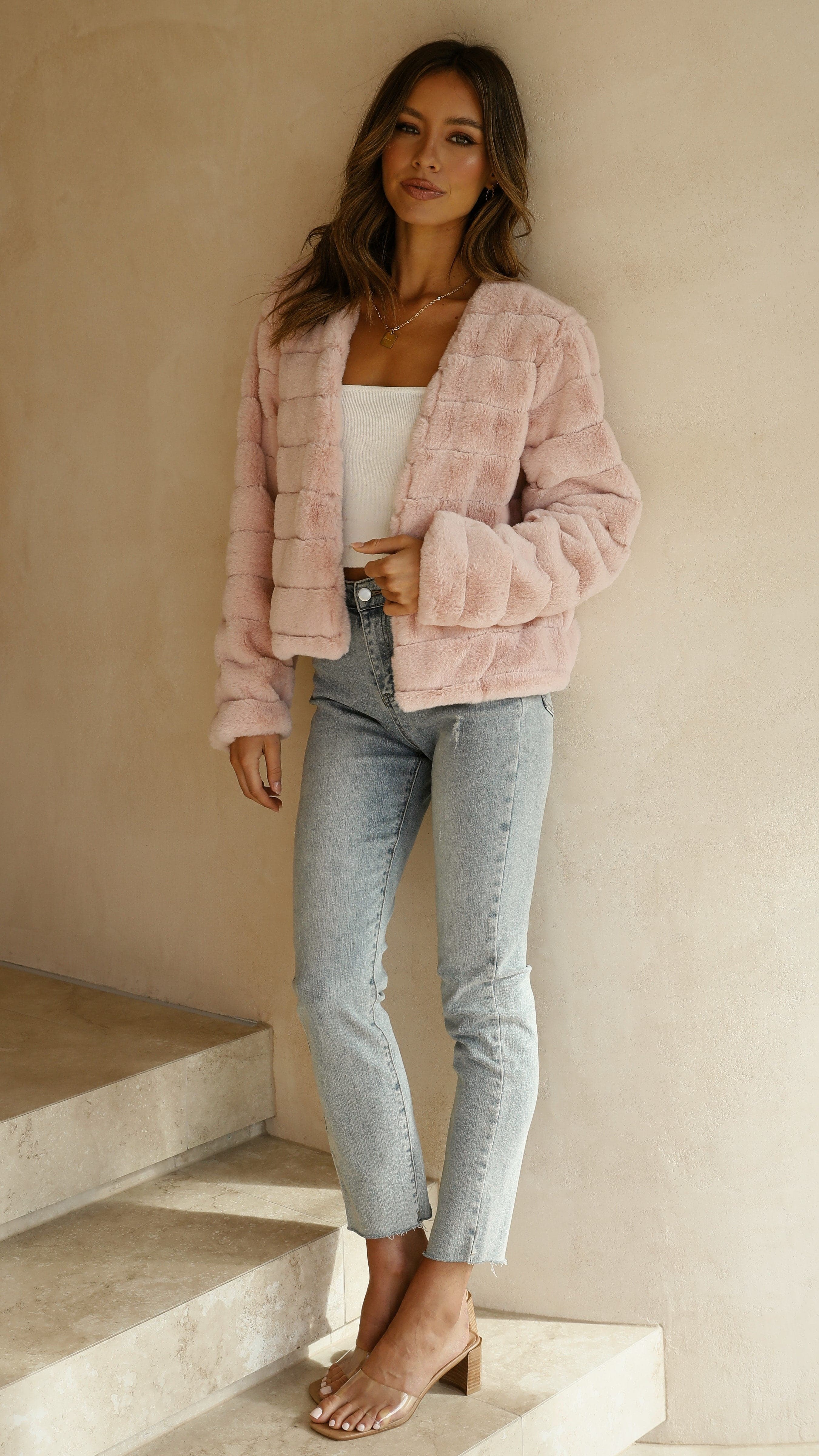 R&B | Short Jacket Strukturierte Passform Gep Quiltetes Design Offene Vorderseite