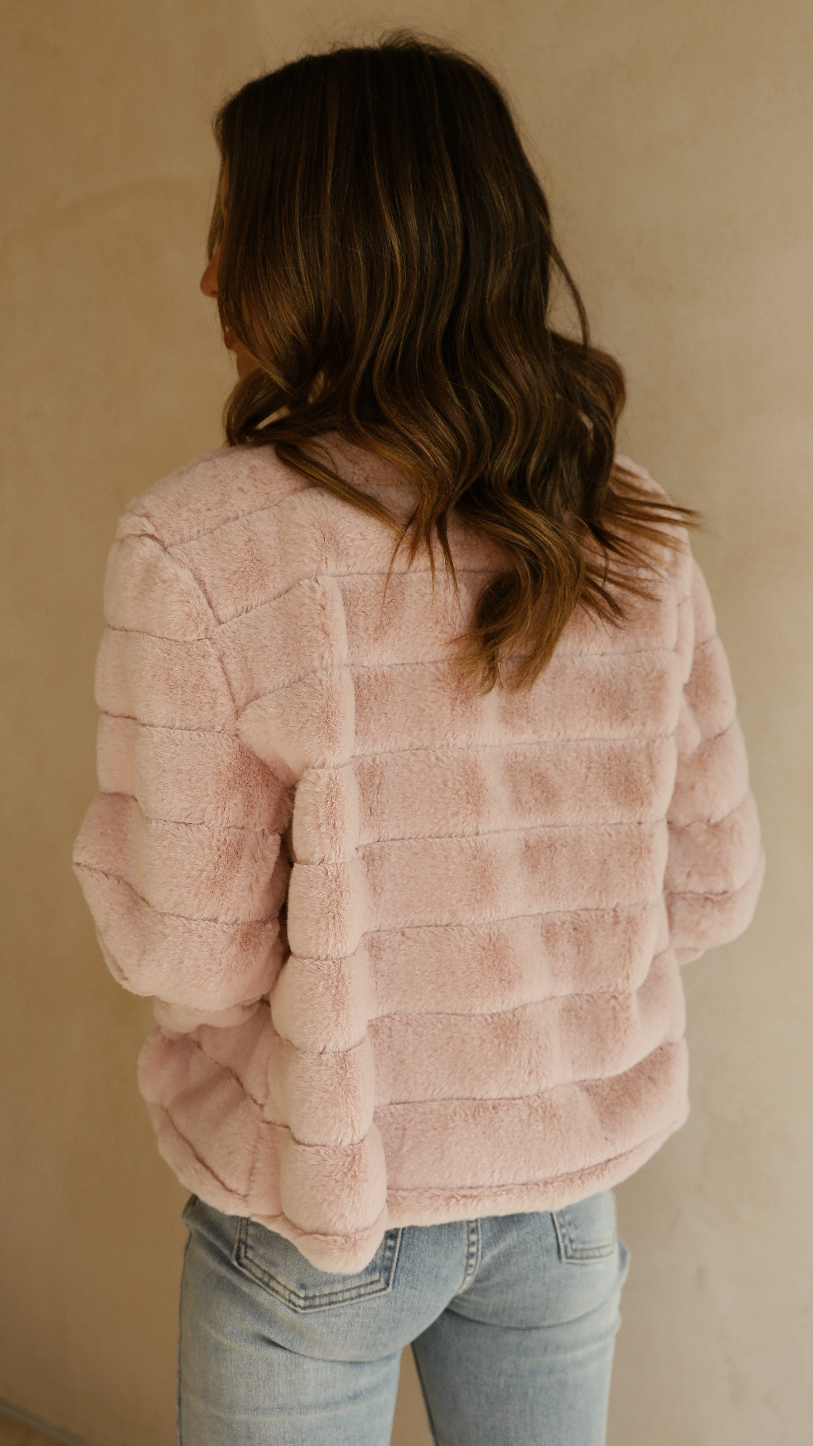 R&B | Luxus Damen Crop Jacke