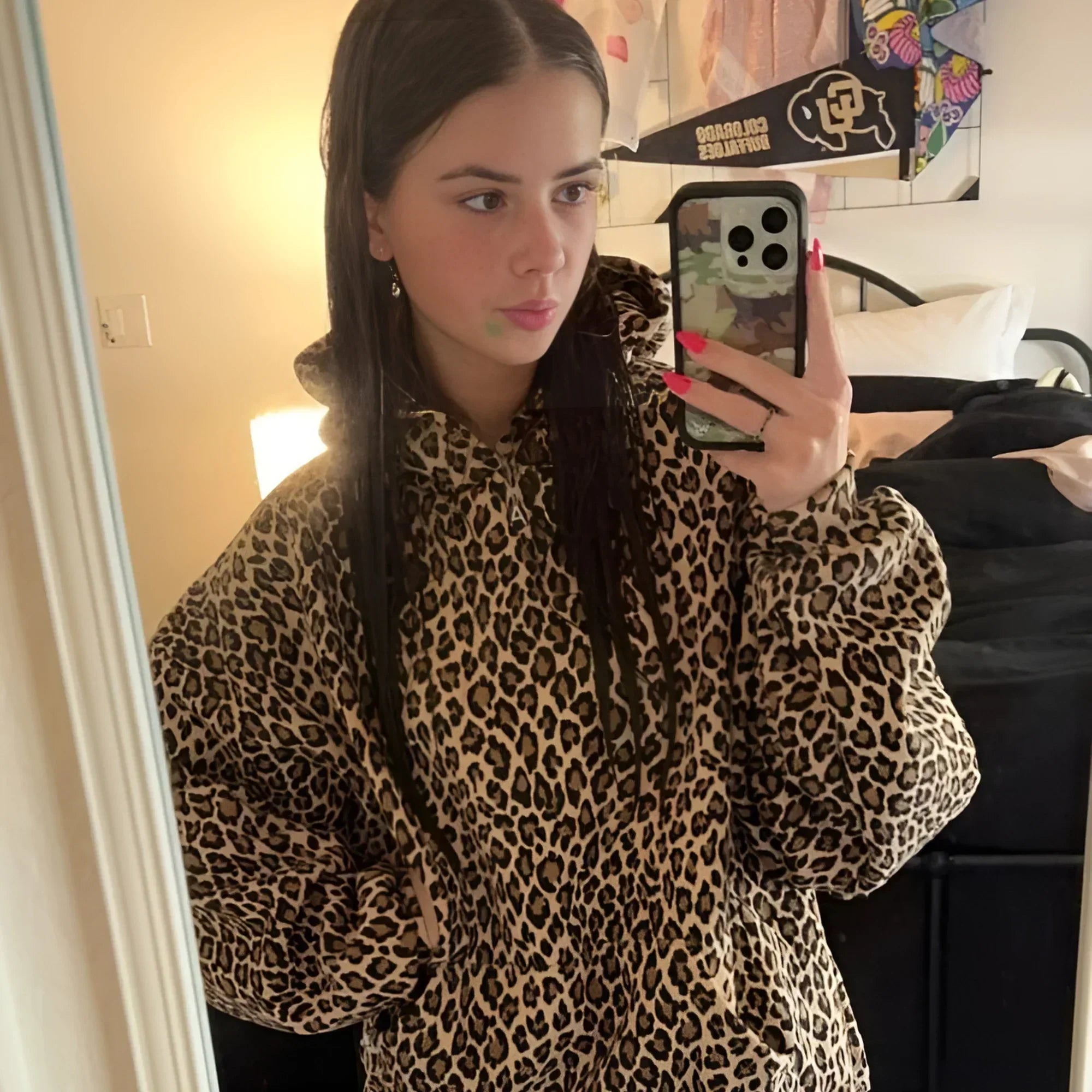 R&B | Luxe Damen Kapuzenpullover mit Pantherdruck