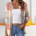 R&B | Gestreifte Strickjacke mit Sanften Farbtönen