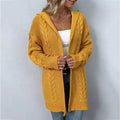 R&B | Strickjacke mit Weicher Kapuze und Knöpfen