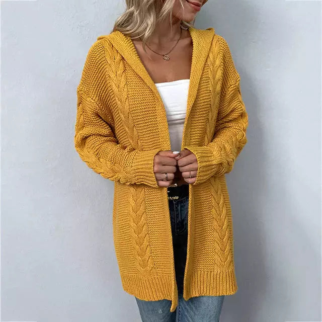 R&B | Strickjacke mit Weicher Kapuze und Knöpfen