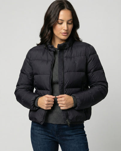 Leichte Damen Steppjacke mit Rundhals Kragen für den Winter