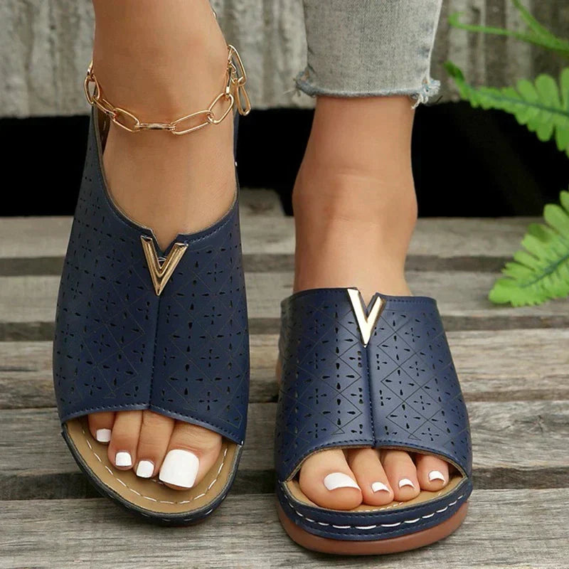 EB - Orthopädische flache Riemchensandalen