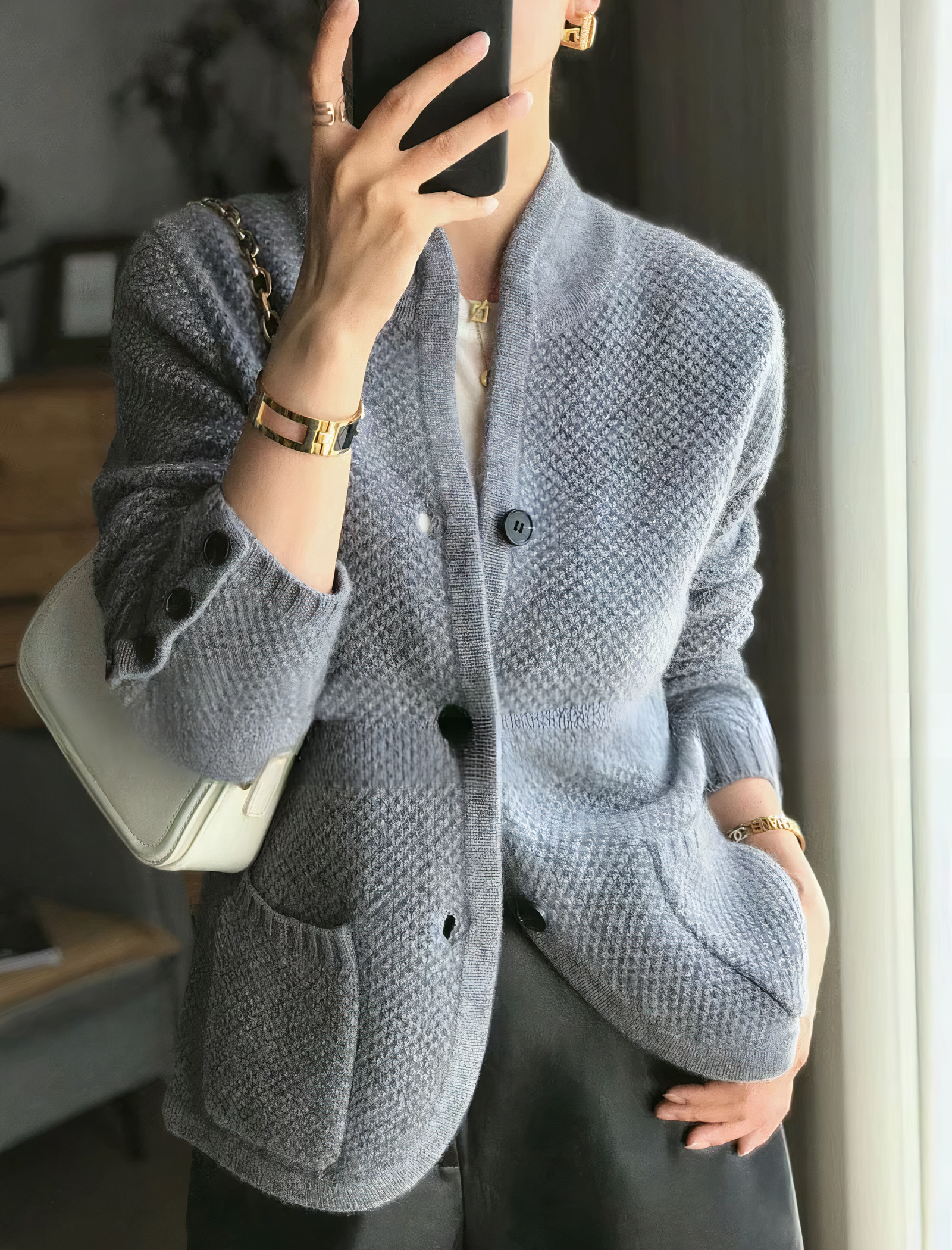 Strickjacke mit Knopfleiste