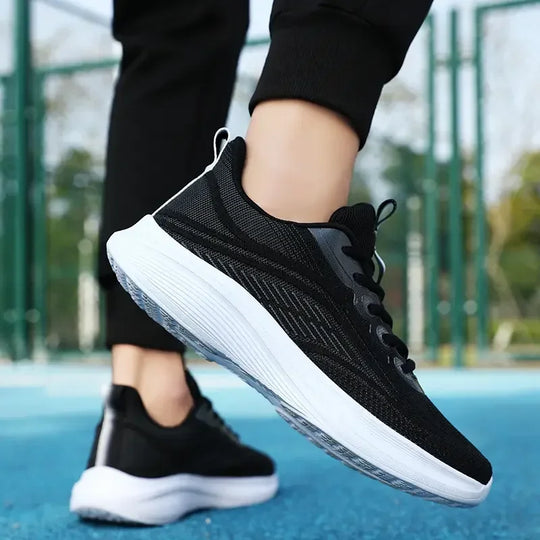 Sportliche DamenSneakers In Schwarz R&B