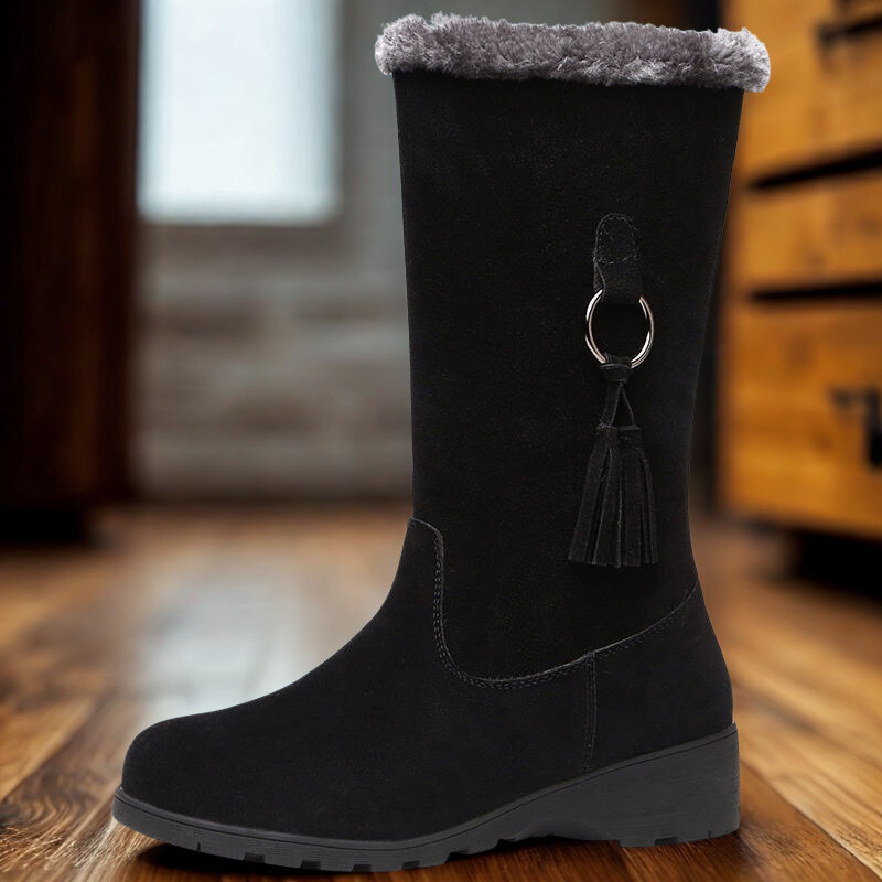 R&B | Stiefel - Wildlederähnlich - Wadenhöhe - Niedriger Keilabsatz - Quasten-Detail