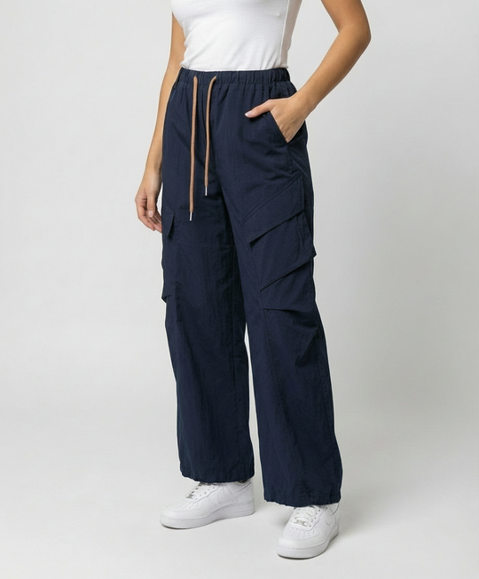 Damen nan hochgeschnittene weite Freizeit-Hose im Utility-Look mit großen Klappentaschen und Kordelzugbund R&B