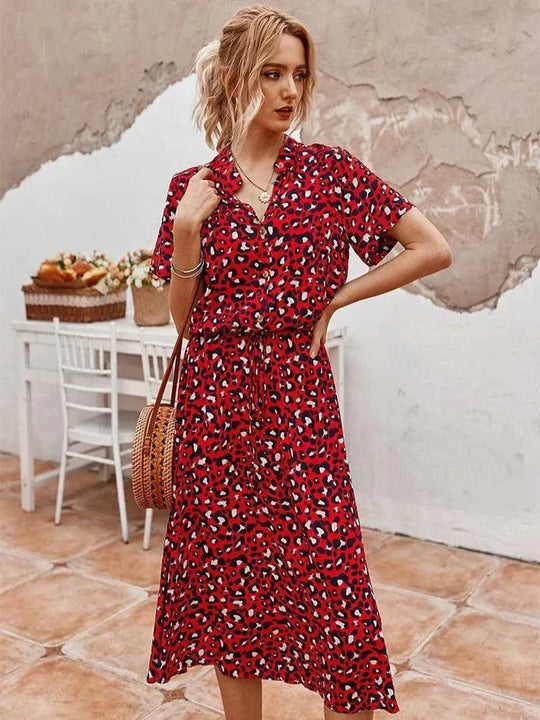 R&B | Elegantes Kurzärmliges Hemdblusenkleid mit Polka Dots und Kordelzug In Der Taille