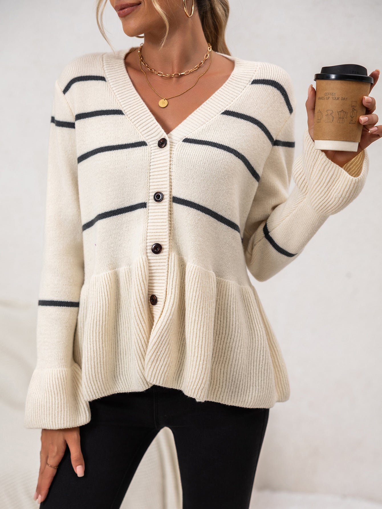 R&B | Damen Gestreifter Strick-Cardigan mit V-Ausschnitt und Knopfverschluss