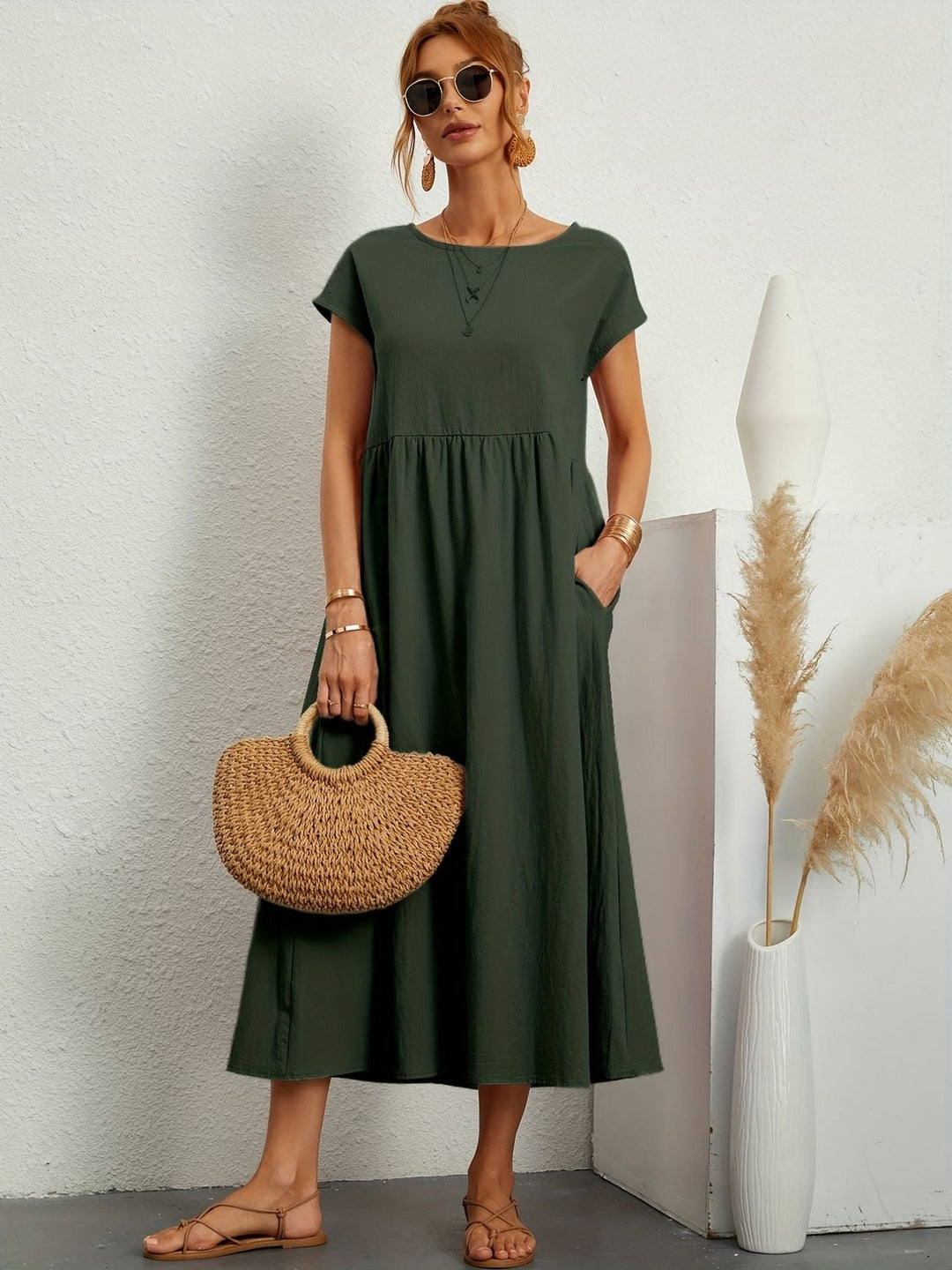 R&B | Rundhalsausschnitt Kleid Elegantes Design für Damen