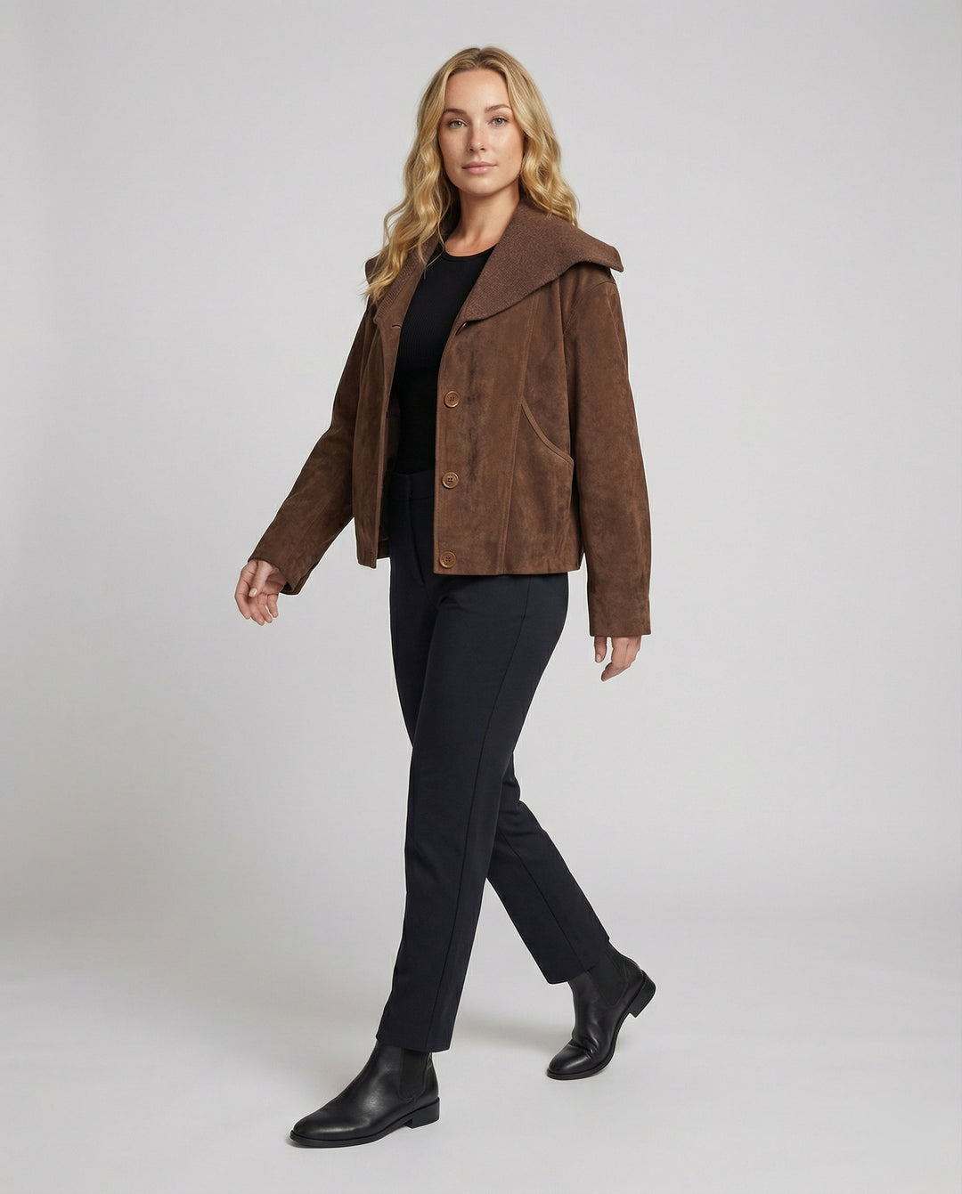 Modische Strick-Suede-Winterjacke für Damen in Kaffeebraun mit Reverskragen