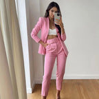R&B | Lässige Hochbundhose mit Gürtel und Taschen, perfekt für lässige Tage