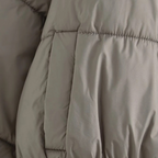 R&B | Damen Kurze Pufferjacke mit Hohem Kragen und Elastischem Taillengürtel