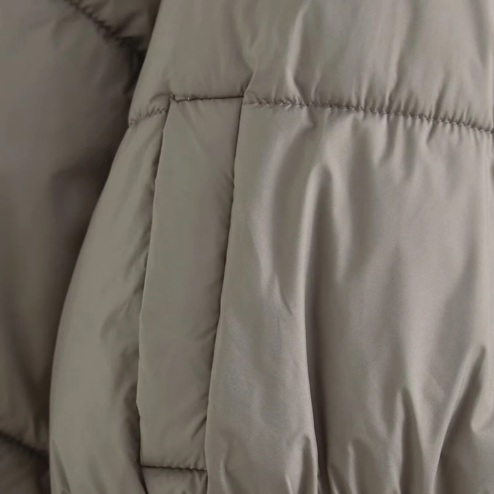 R&B | Damen Kurze Pufferjacke mit Hohem Kragen und Elastischem Taillengürtel