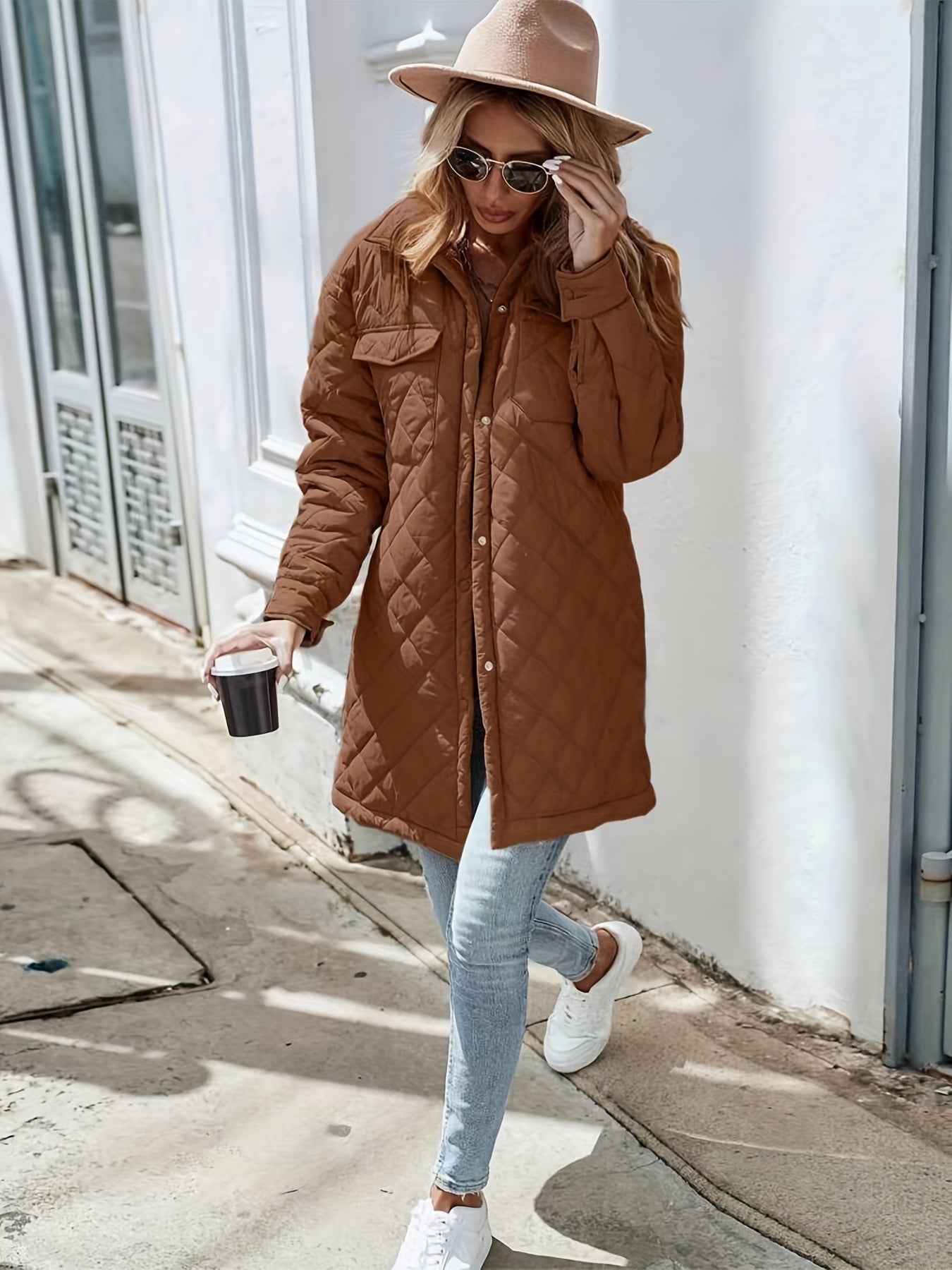 R&B | Damen Wattierte Pufferjacke mit Knopfverschluss und langer Passform