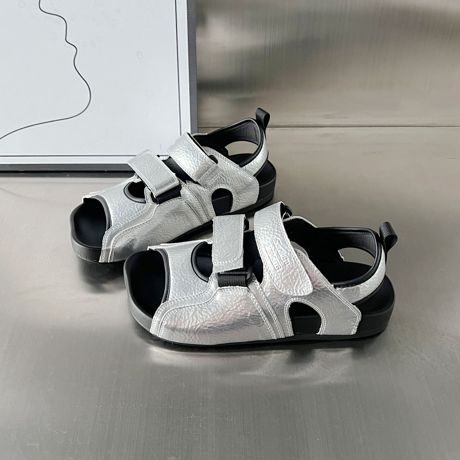 Damen modische Sandalen im sportlichen Design von R&B