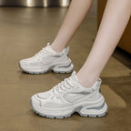 Damen Sportliche Sneakers mit abriR&Bfester Laufsohle und atmungsaktiver Mesh-Oberfläche R&B