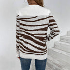 Damen gemütlicher Strickpullover mit modernem Zrastreifen-Muster und komfortablem Schnitt