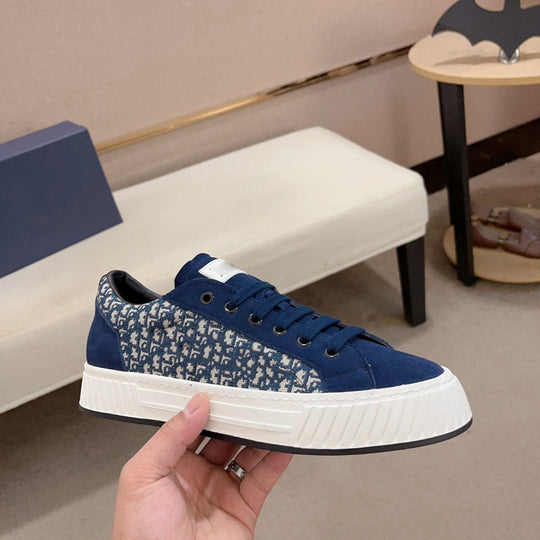 Damen modische Sneakers aus hochwertigem Wildleder mit eleganter Druckstruktur R&B