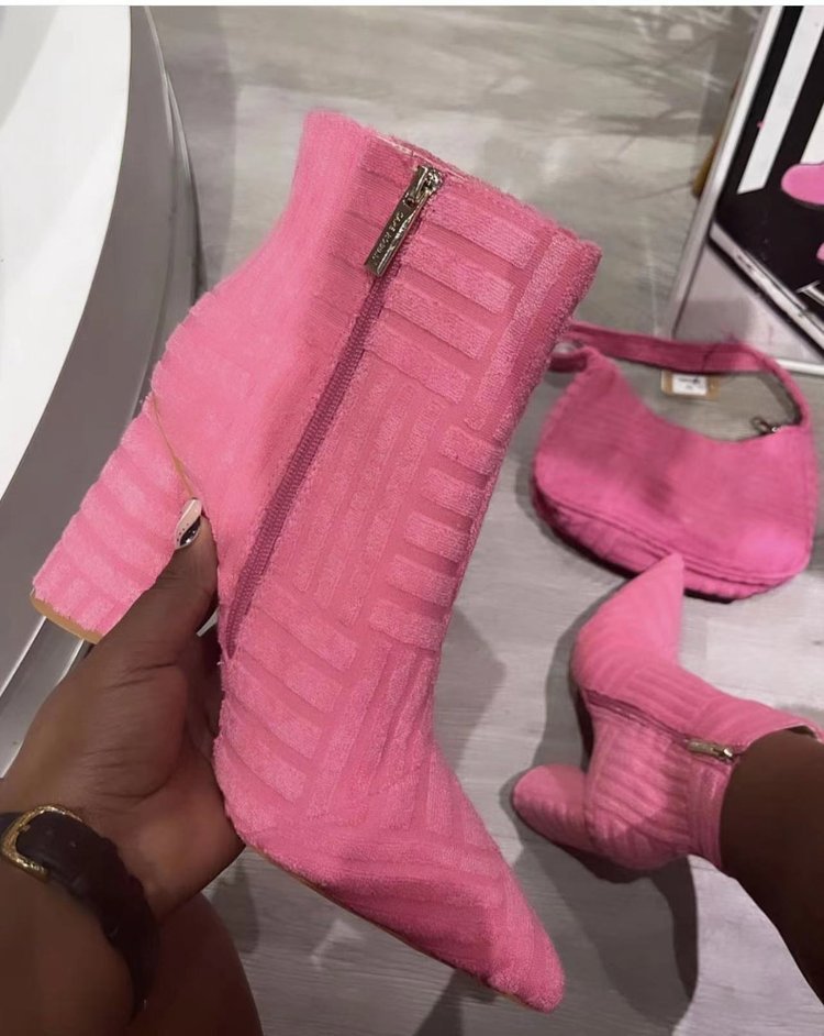Damen Elegante Stiefeletten mit strukturiertem Obermaterial und praktischem Reißverschluss R&B