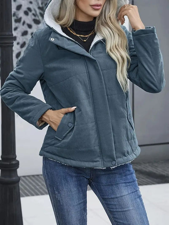 R&B | Kurzer Mantel - Gesteppt - Reguläre Passform - Fleece-Futter - Kapuze - Reißverschlussöffnung