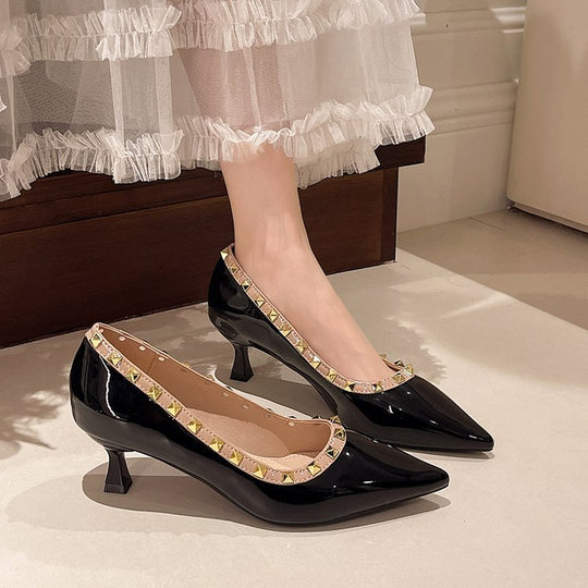 Damen elegante spitze Pumps mit funkelnden Pyramidendetails R&B
