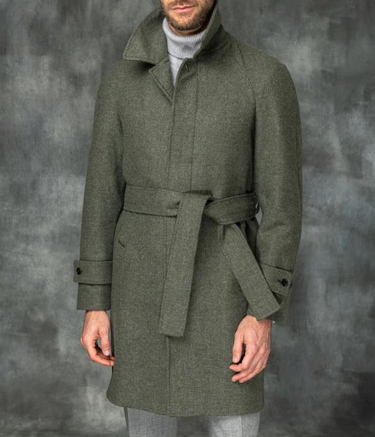 Herren eleganter Trenchcoat mit Taillengürtel und modernen Akzenten R&B